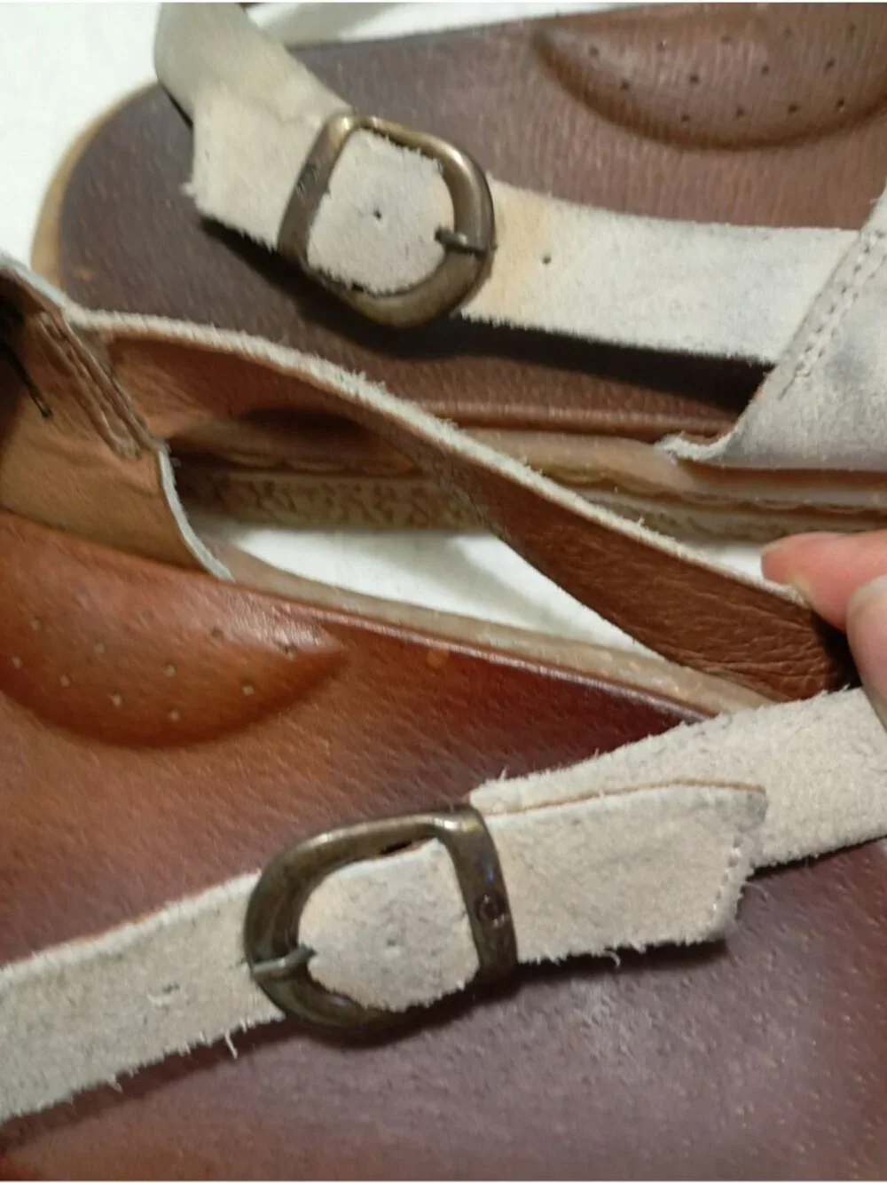 Born Leather Upper Sandals Mens Size 10/42 Sumer